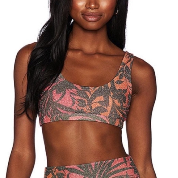 Beach Riot Other - New! Beach Riot Payton top hibiscus shine sparkle floral 10021